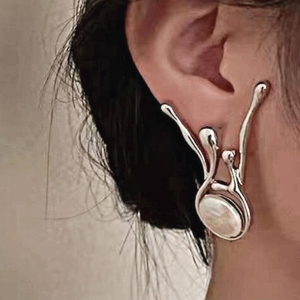 ANTHROPOLOGIE PEARLESCENT EARRINGS